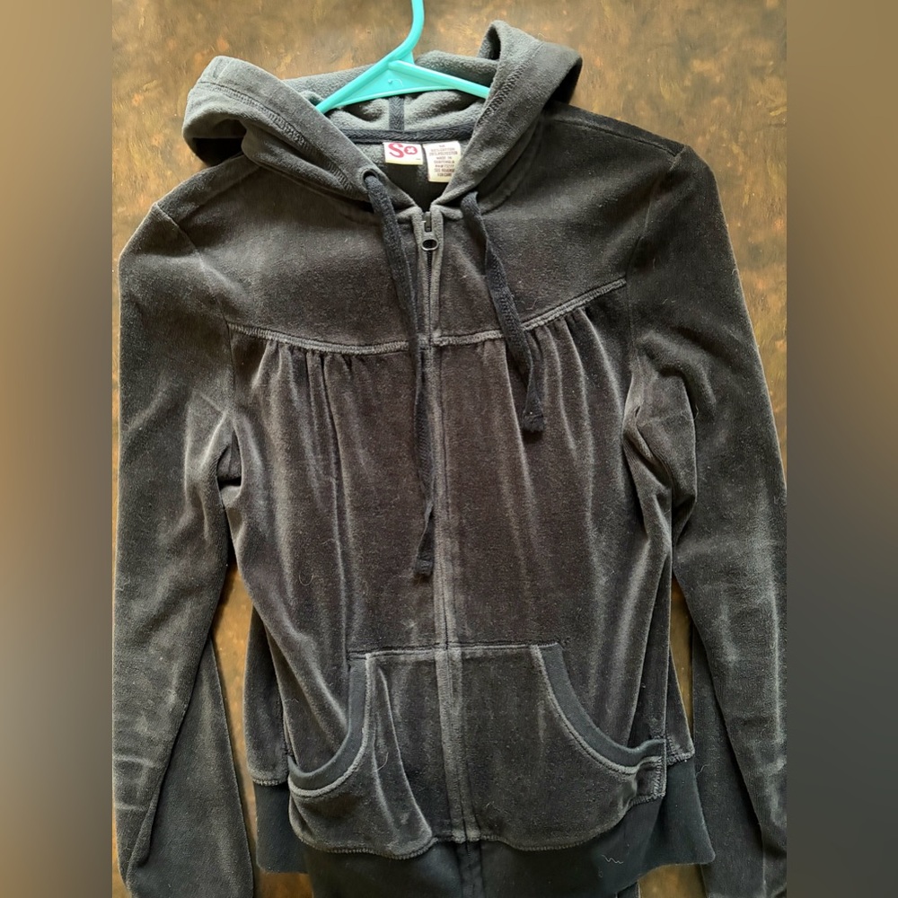 SO Charcoal Zip-Up Hoodie and Sweatpant